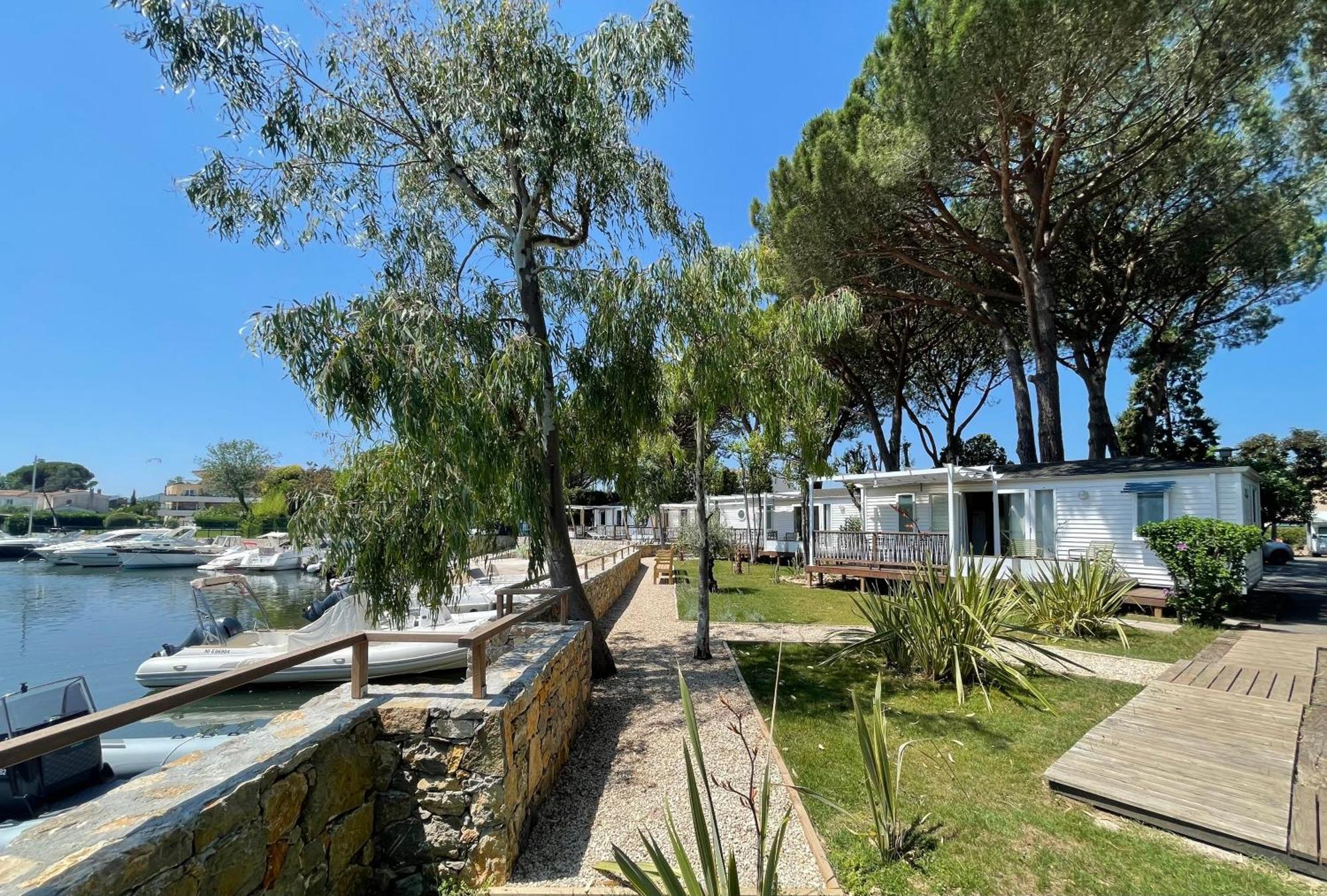 Camping Les Cigales Otel Mandelieu Dış mekan fotoğraf