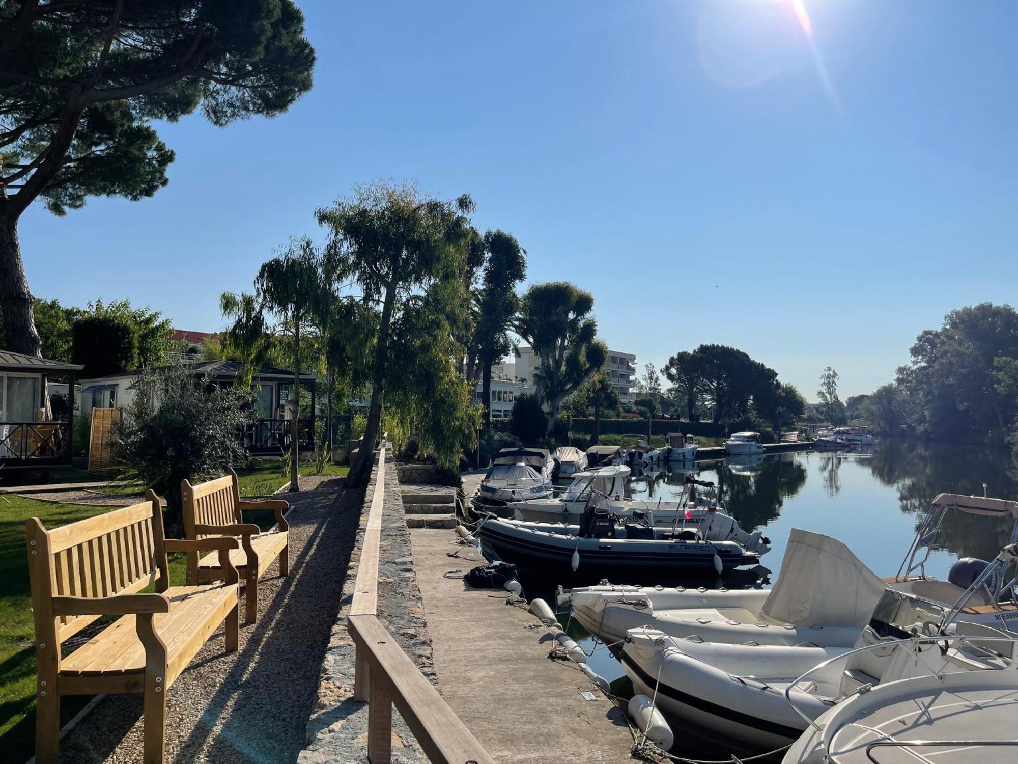 Camping Les Cigales Otel Mandelieu Dış mekan fotoğraf
