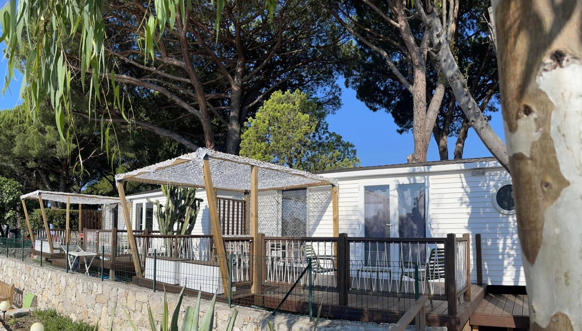 Camping Les Cigales Otel Mandelieu Dış mekan fotoğraf